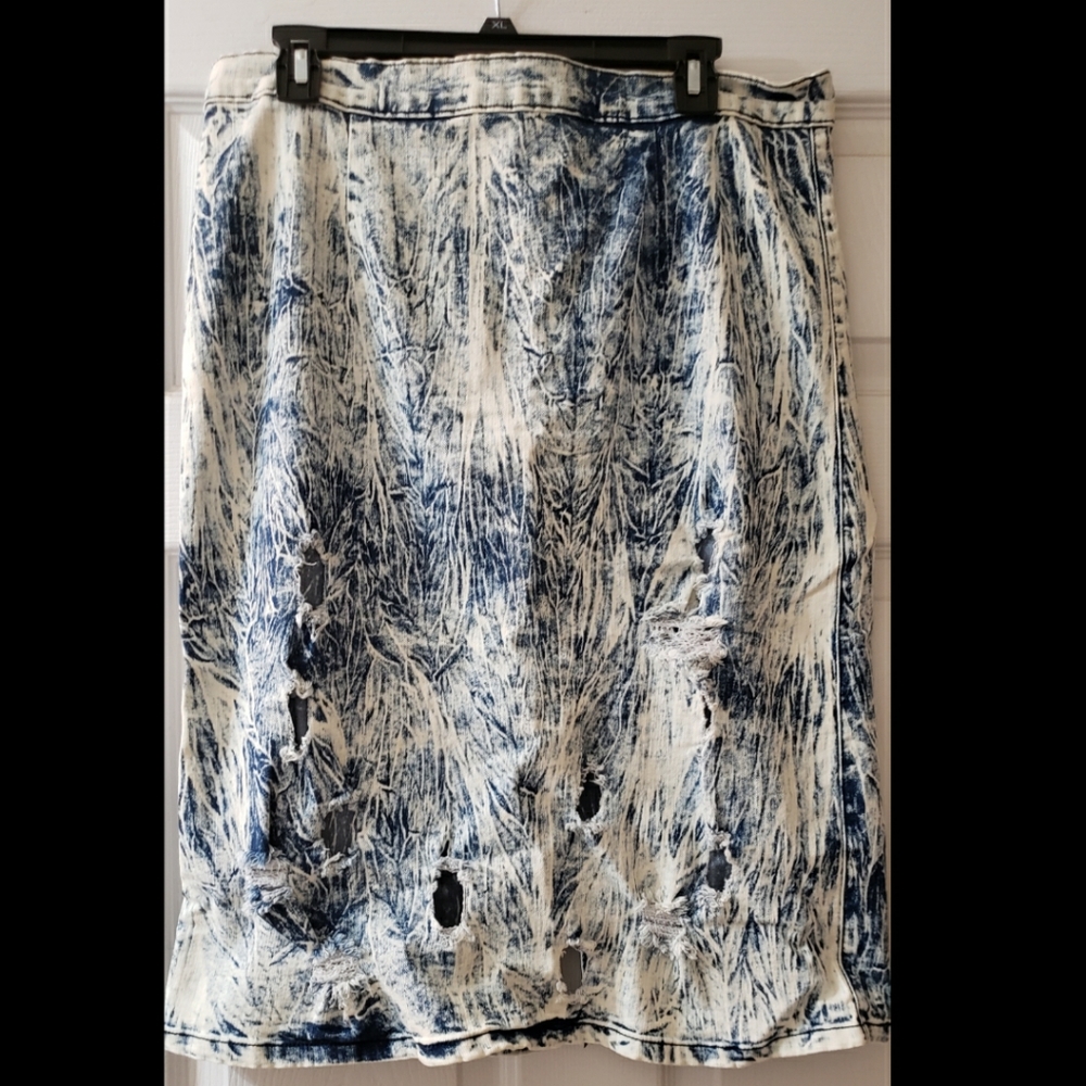 Denim Acid Wash Ripped pencil skirt